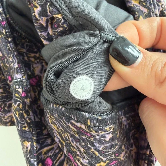 Lululemon‎ Wunder Train Long Line Sports Bra Topography Multi Women's 4 active - Picture 3 of 3